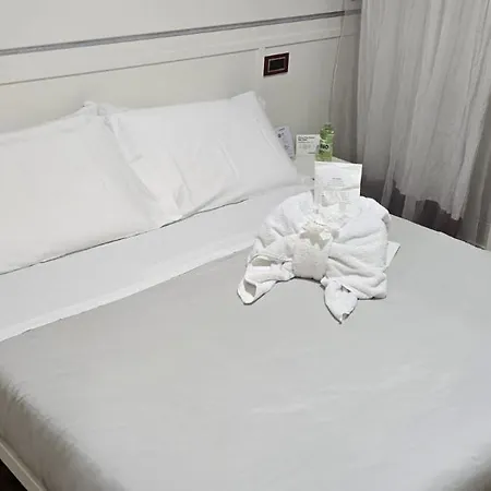 Emma 12 Pensionat Rom