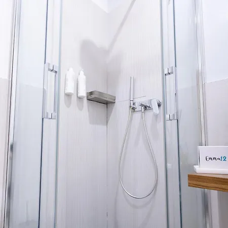 Πανσιόν Emma 12 4*